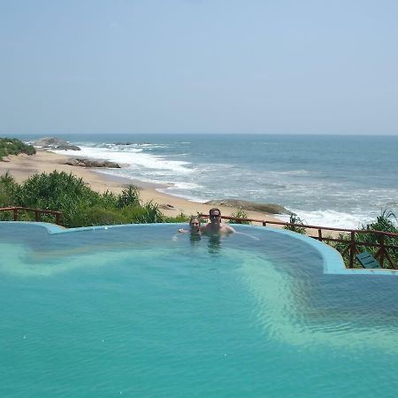 Kirinda Beach Resort, Yala Exterior photo