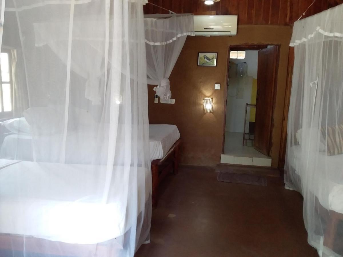 Kirinda Beach Resort, Yala Exterior photo