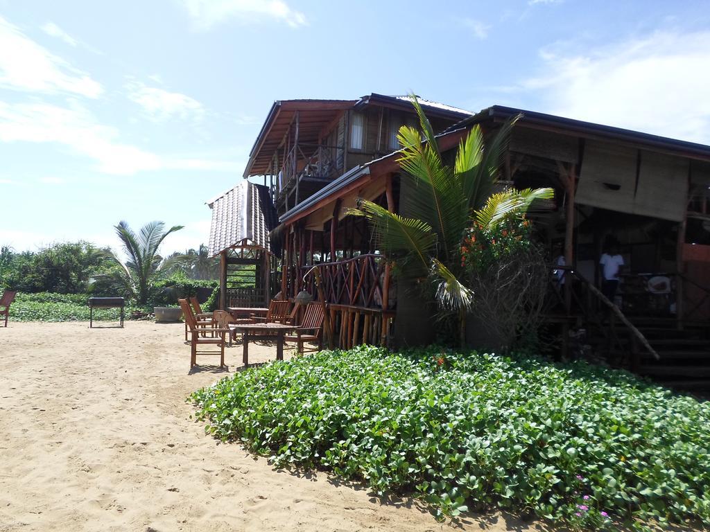 Kirinda Beach Resort, Yala Exterior photo