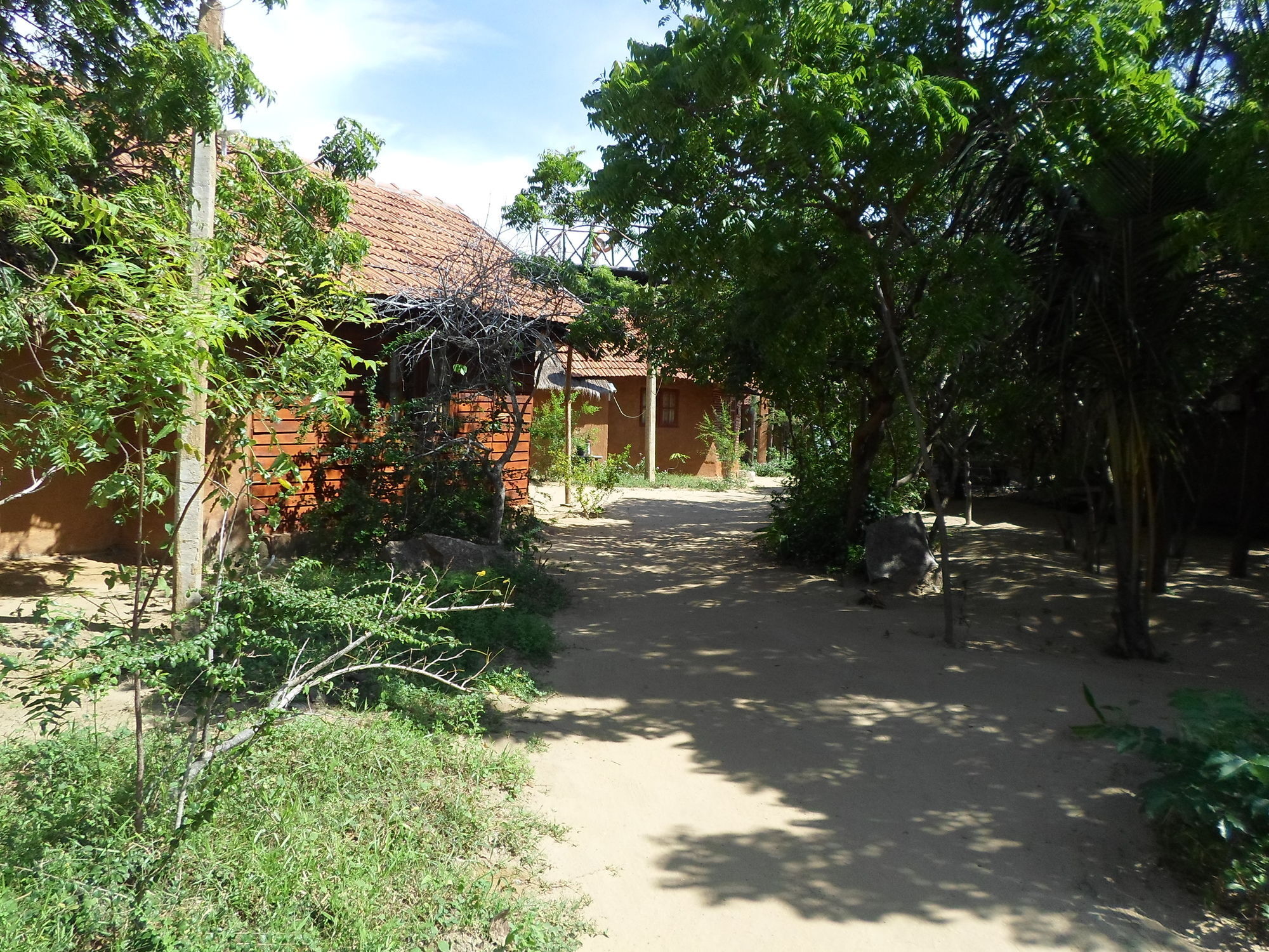 Kirinda Beach Resort, Yala Exterior photo